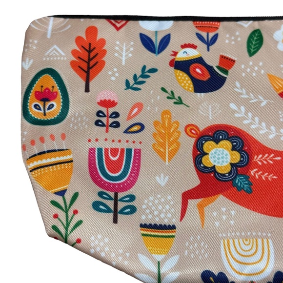 Colorful Retro Cloth Cosmetic Bag with Zip Closure - Picture 2 of 6